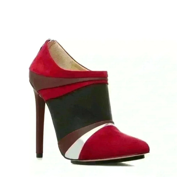 GX By Gwen Stefani Kameko Suede Heels - Picture 1 of 12